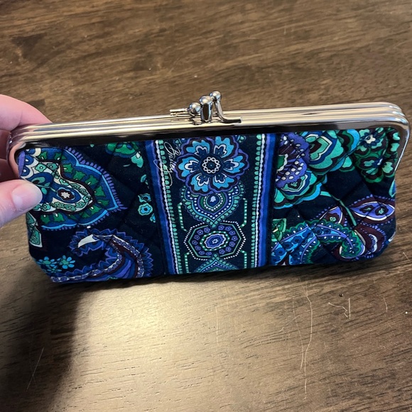 Vera Bradley clutch wallet - Picture 6 of 6